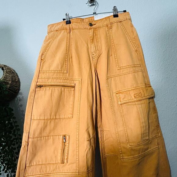 NEW BDG Extreme Wide-Leg Utility Jean Baggy Drawstring Mustard Yellow Sz 28 - Picture 5 of 12